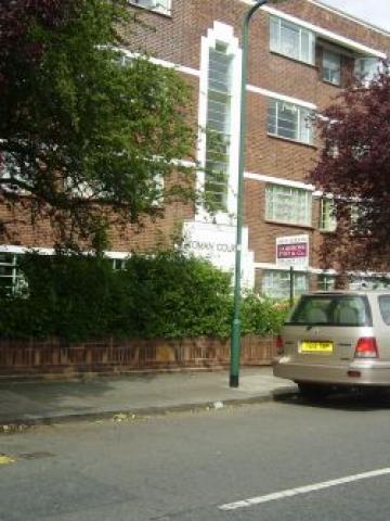 			3 Bedroom, 1 bath, 1 reception Flat			 Oman Avenue, DOLLIS HILL NW2